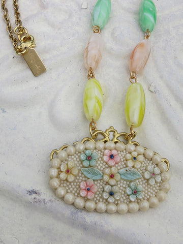 Pretty Pastel Flower Necklace