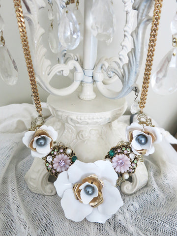 White Roses Statement Collar Necklace