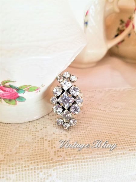 Beautiful Rhinestone Ring