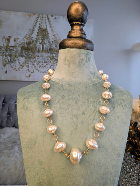 Quiet Quintessential Necklace